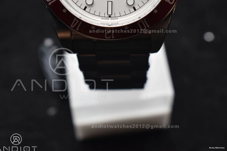 Bay Black 521 White Dial Bracelet on 1:1 ZF SS Red Edition SoftTouch A Pepsi Bezel Best GMT Blue 1006